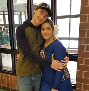 Meet your Posher, Hunter